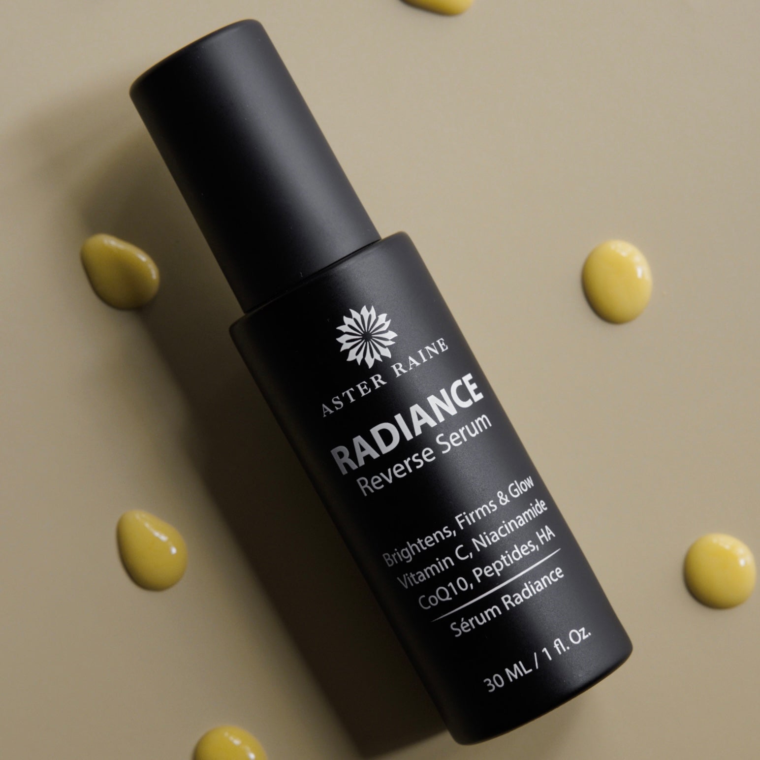 Sérum Radiance avec Vitamine C, Ceramides, Peptides, et Niacinamide 30mL